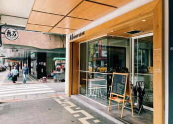 早餐成為觀光文化！真芳碳烤吐司賣「體驗」