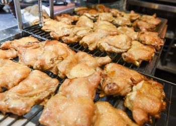 一個人搞定五十份中餐的秘密 – 「？」。