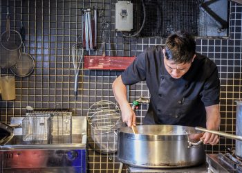 把店顧得好的老闆，最常做這兩件事。